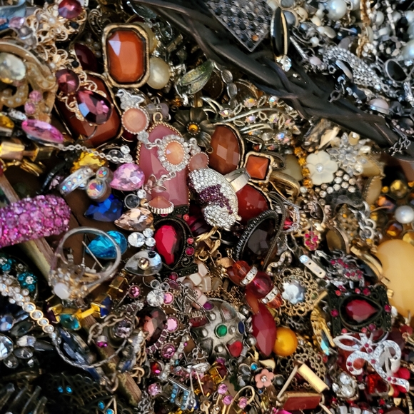 Huge harvest rhinestone jewelry lot - Picture 7 of 12